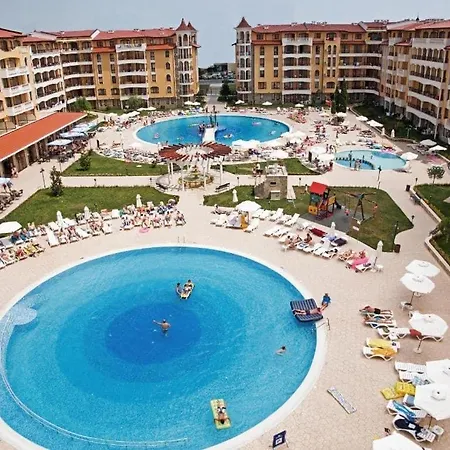 Royal Sun Apartment *